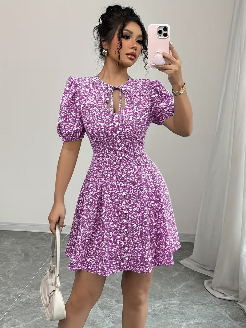 Floral Print High-Waist Pleated Mini Dress – Slim Fit Short Sleeve Summer Dress