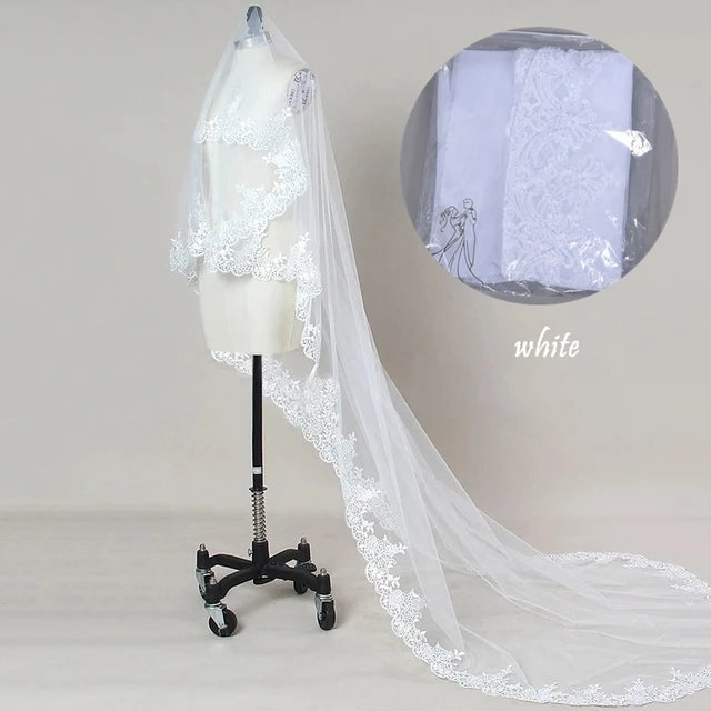 Cathedral-Length Lace Edge Bridal Veil – 3m One-Layer Luxurious Tulle Wedding Veil with Comb | White or Ivory