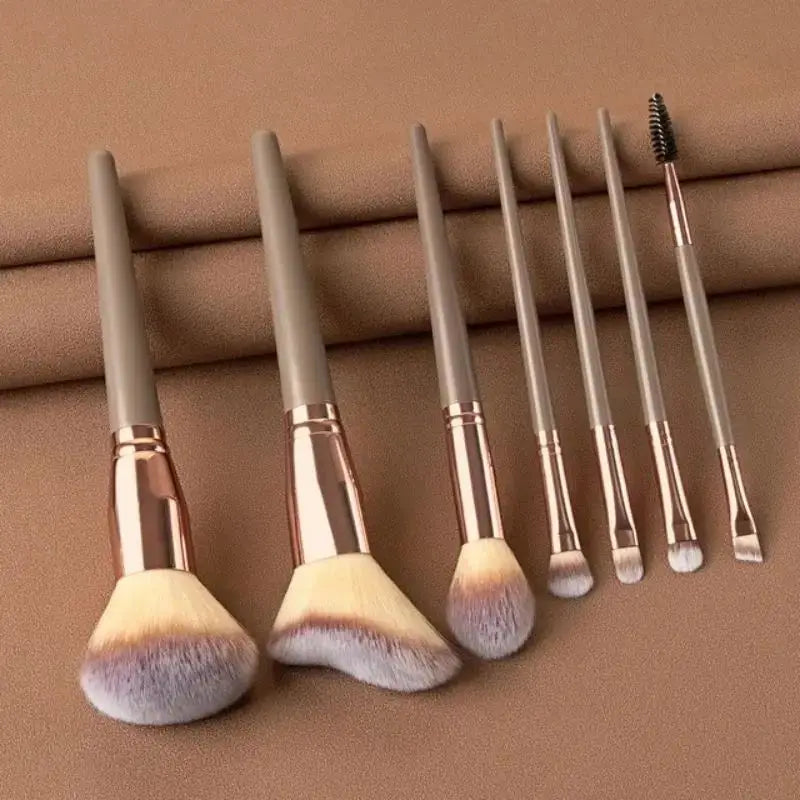 Professional Soft Makeup Brush Set – Fluffy Foundation, Powder & Eyeshadow Kabuki Brushes | Full Cosmetic Blending Kit