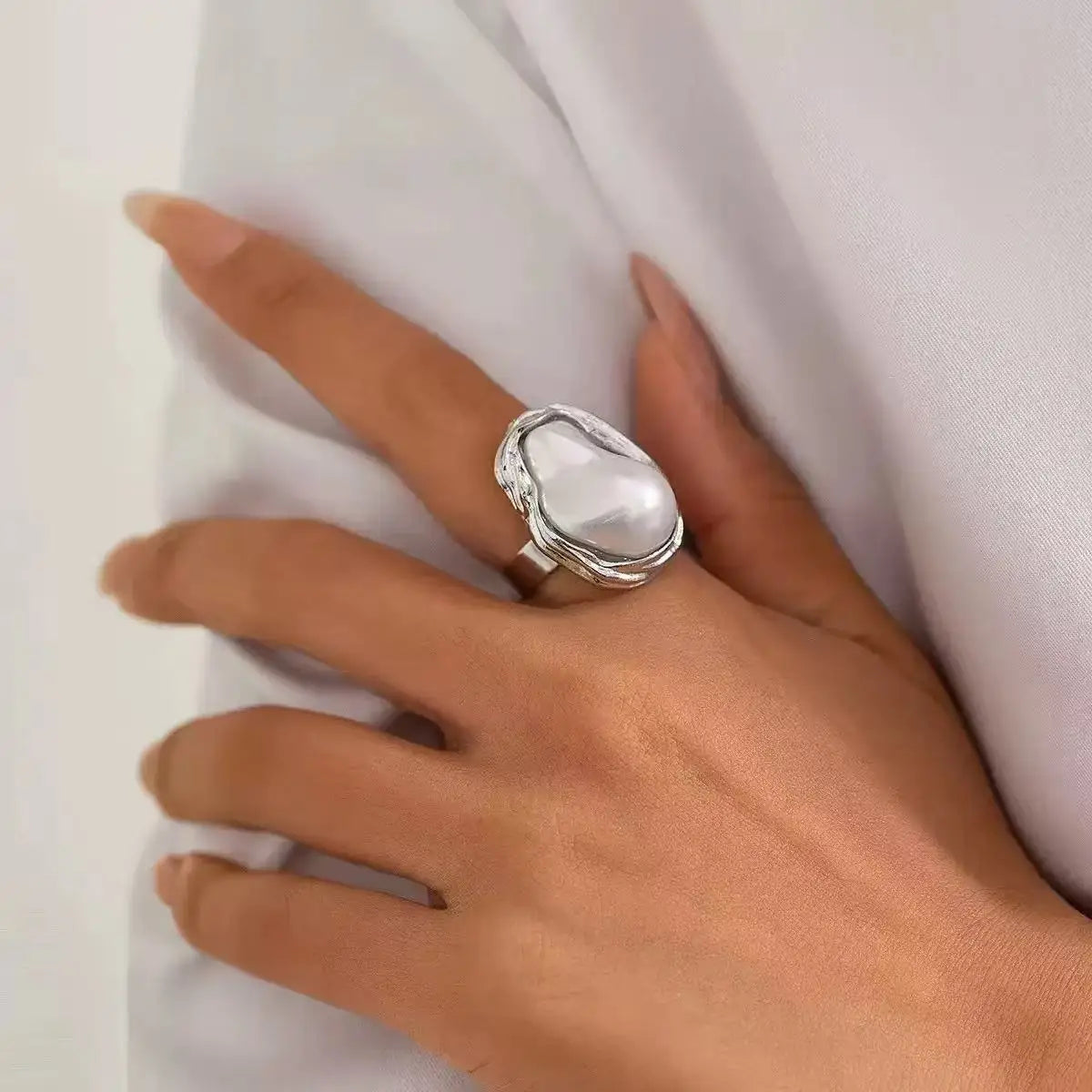 2025 New punk style large garland simple and elegant, fashionable and trendy adjustable women's ring