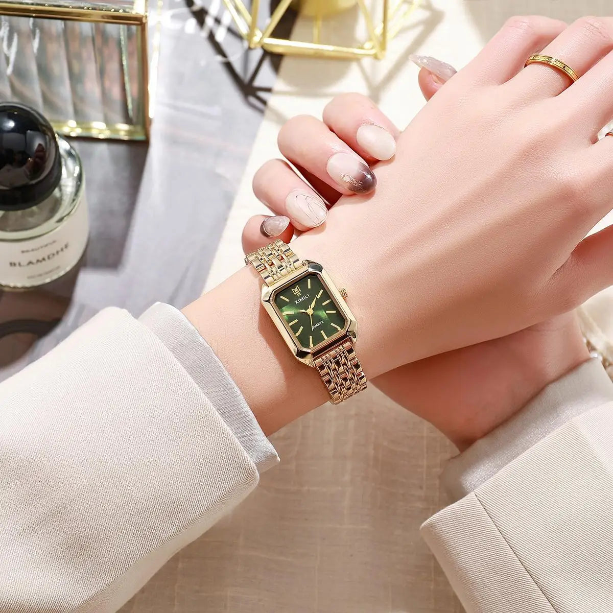 Luxury Gold-Plated Women’s Quartz Watch – Elegant Square Dial Stainless Steel Bracelet, Classic Business Fashion Timepiece