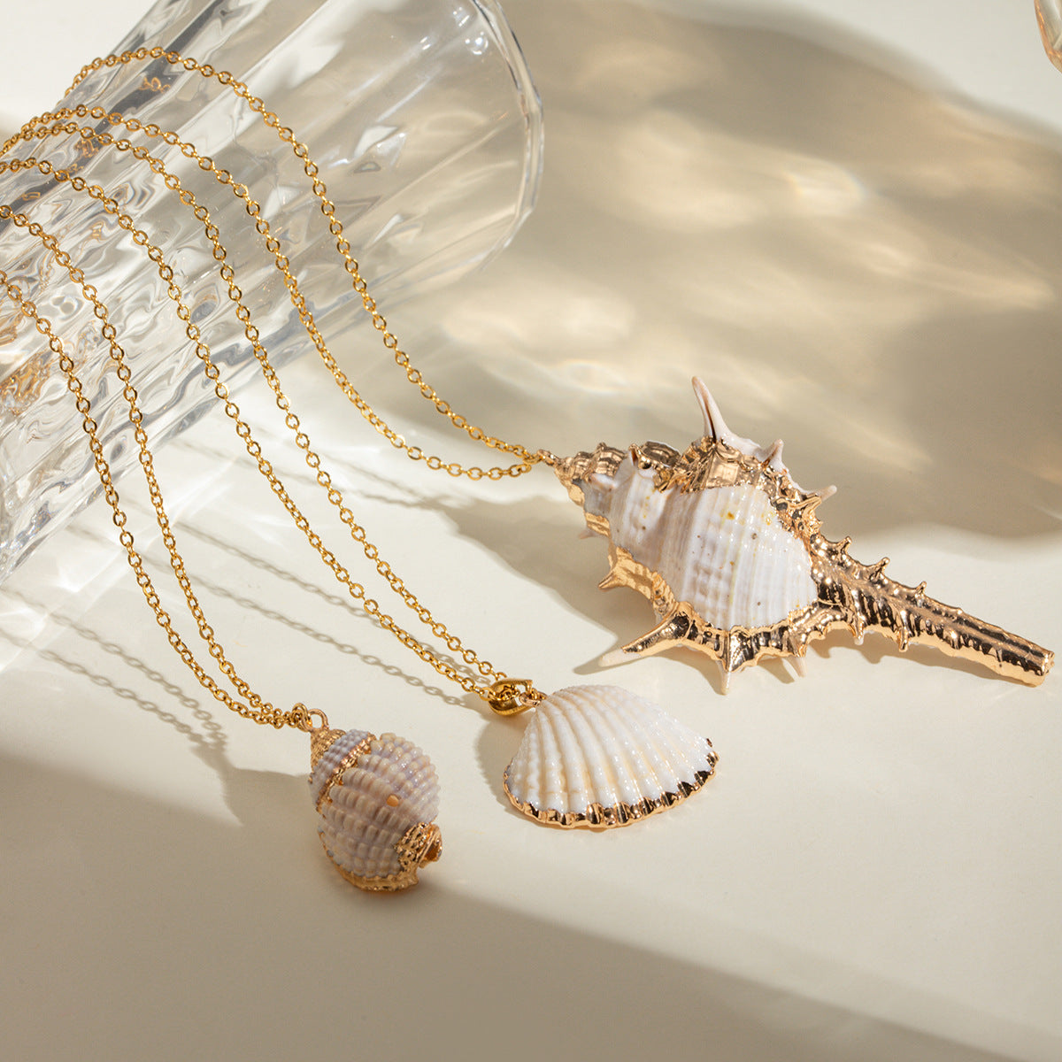 Gold Plated Shell Pendant Necklace – 18K Stainless Steel Beach Style Chain Necklace