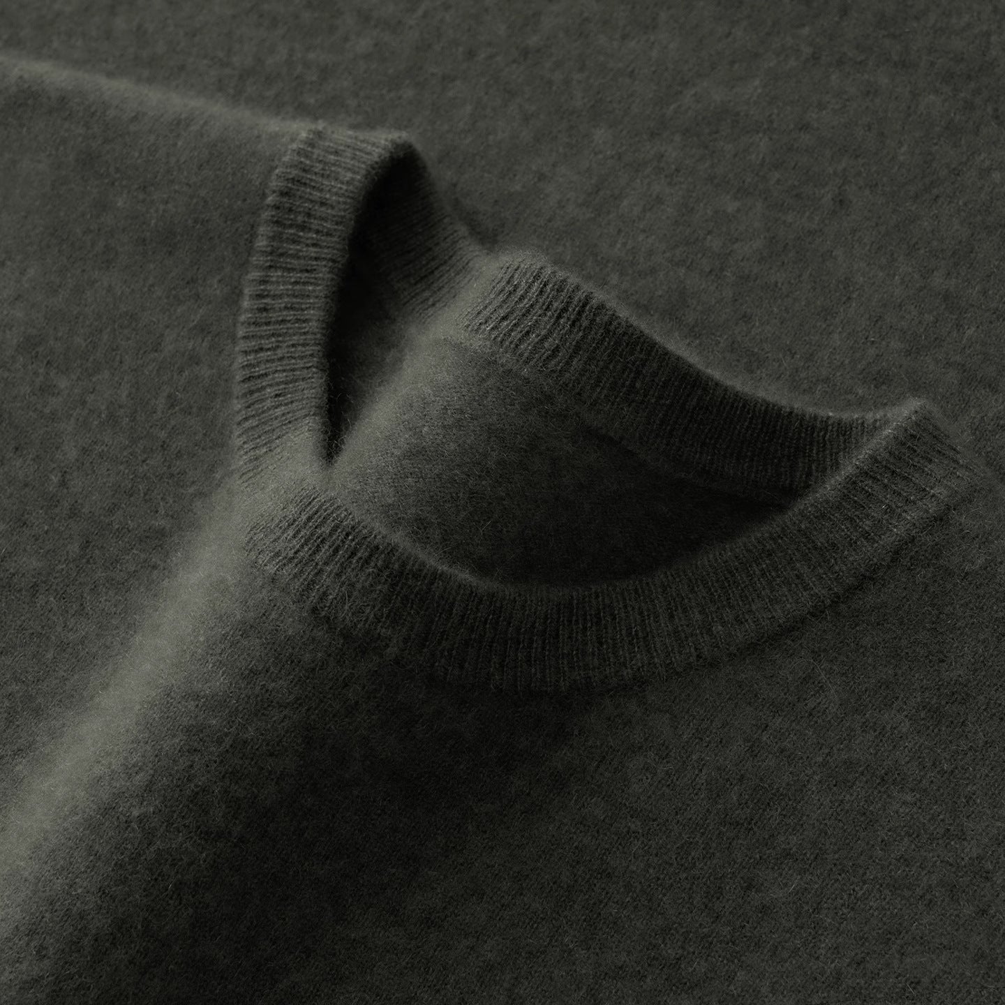 Men’s Cashmere Blend Crewneck Sweater