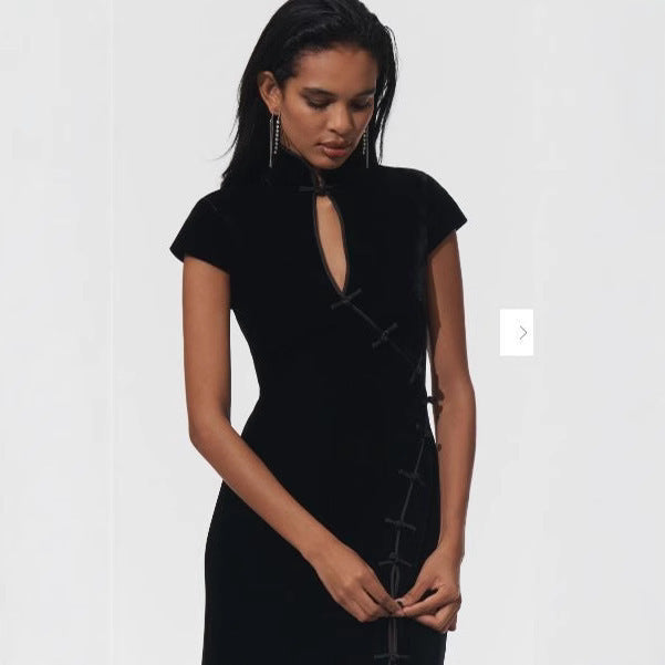 High-Waist Split Maxi Dress – Figure-Flattering Cutout Evening Gown