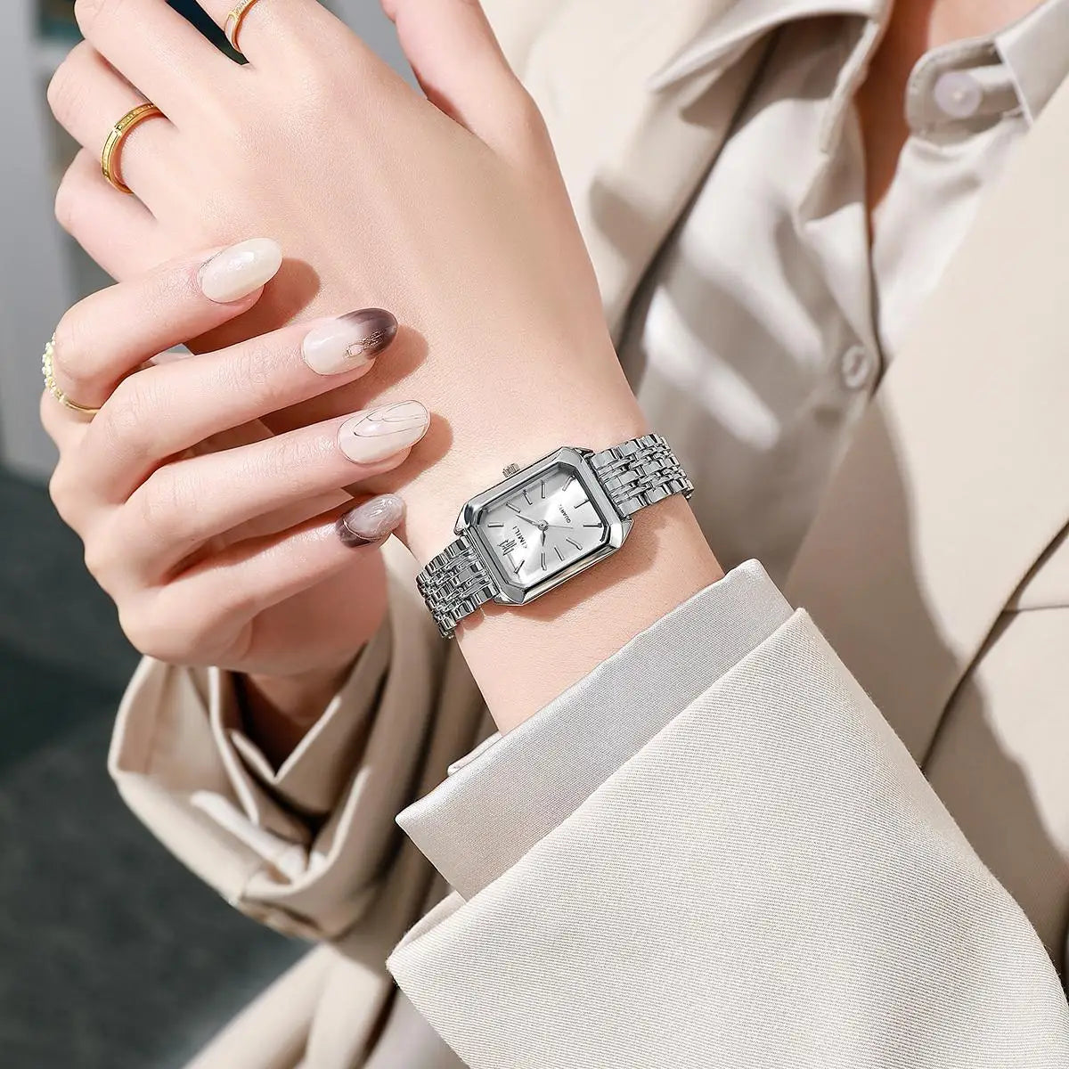 Luxury Gold-Plated Women’s Quartz Watch – Elegant Square Dial Stainless Steel Bracelet, Classic Business Fashion Timepiece
