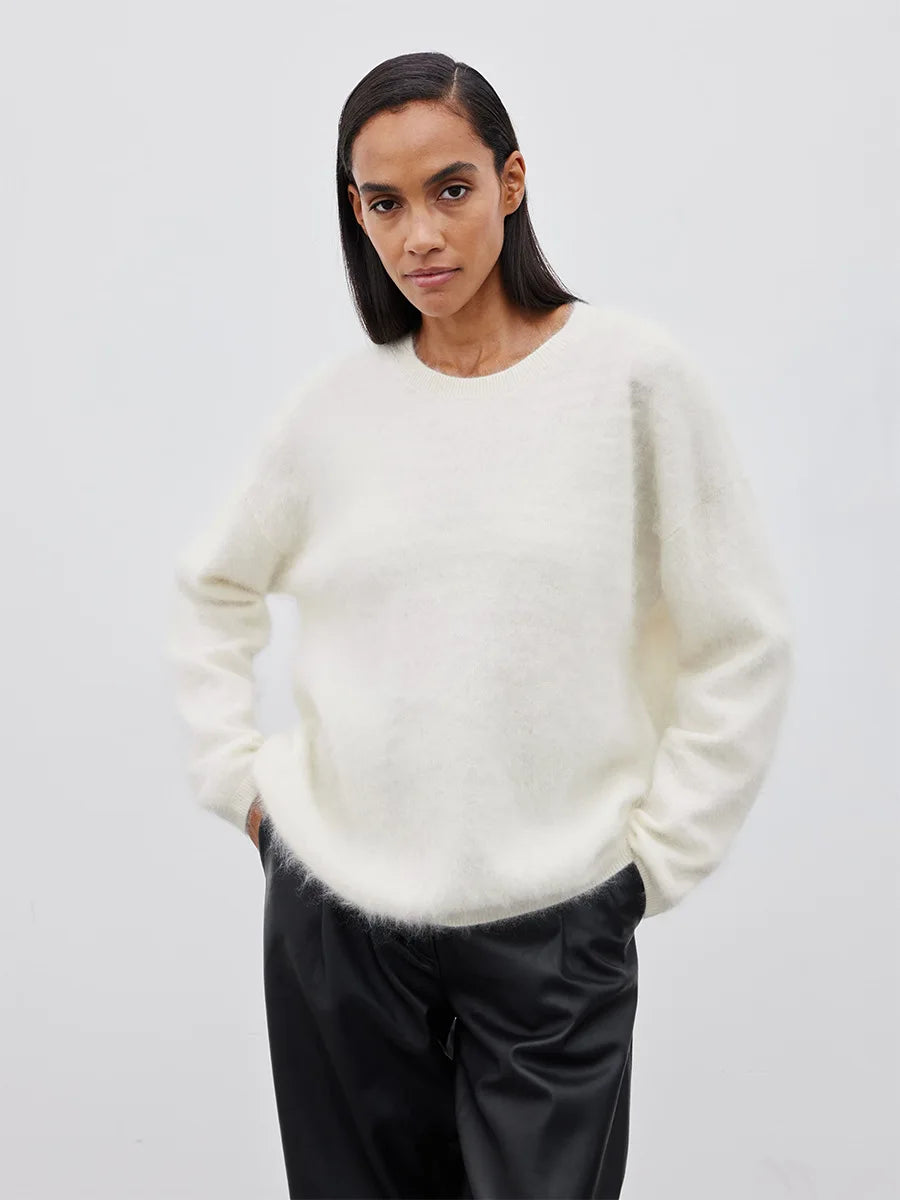 Blubelle Women’s Solid Knit Sweater – O-Neck Long Sleeve Loose Fit Pullover | Autumn & Winter Casual Fashion Top