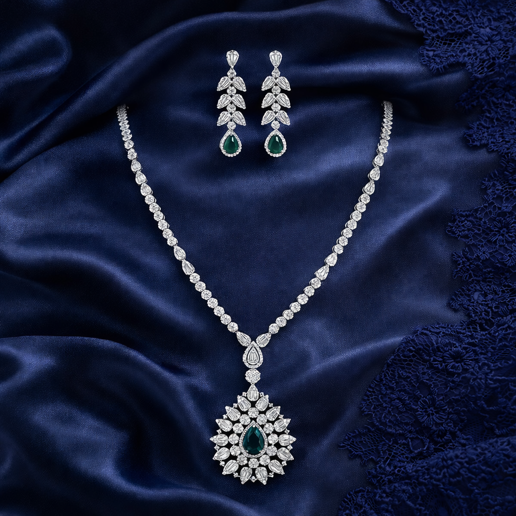 Teardrop shaped Jewelry Set – Long Necklace & Earrings