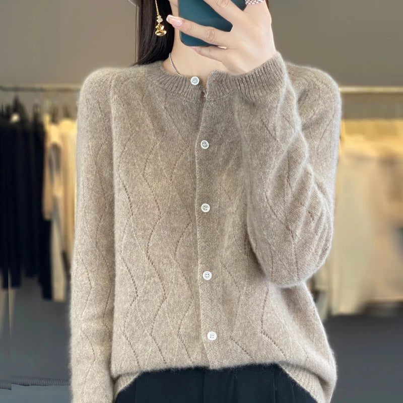100% Pure Wool Women’s Round Neck Cardigan – Soft Wave Knit