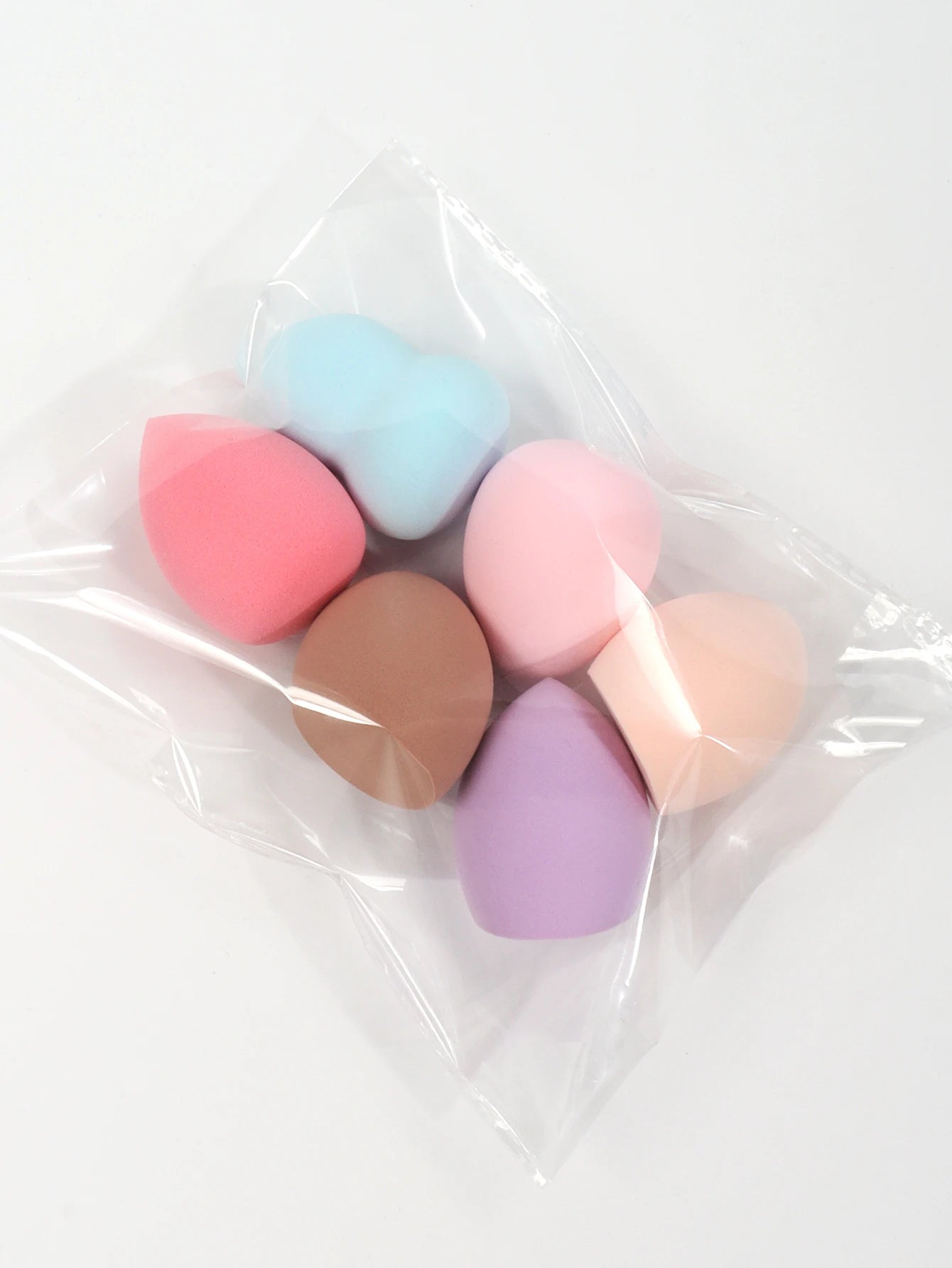 Medium Size Beauty Sponge Set – 6/12/24/36/60 Pieces | Random Colors & Shapes for Foundation, Cream & Powder Blending
