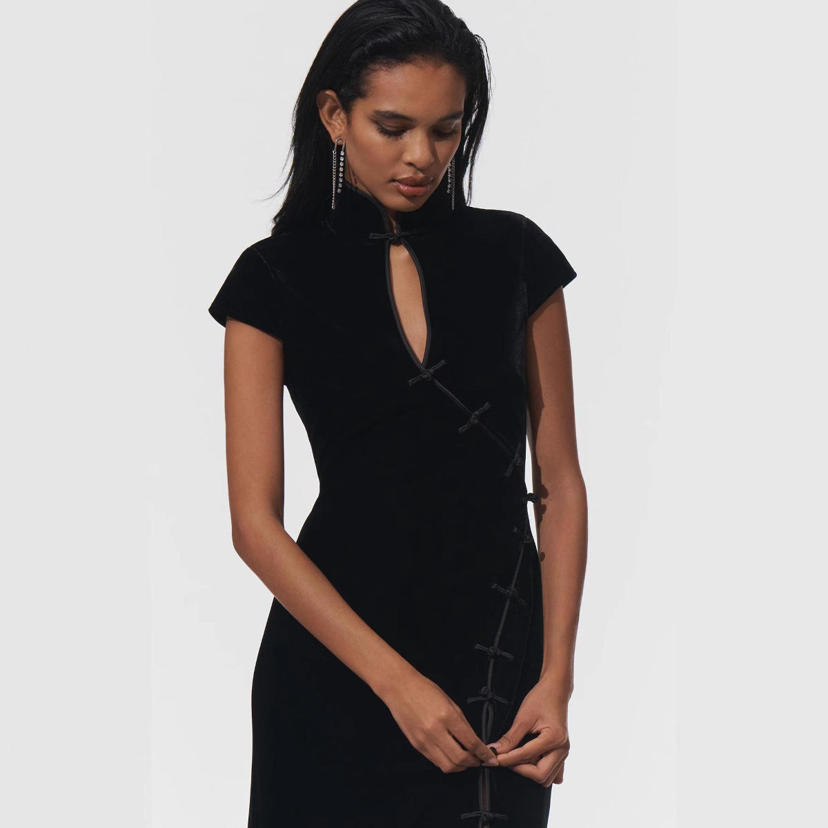 High-Waist Split Maxi Dress – Figure-Flattering Cutout Evening Gown