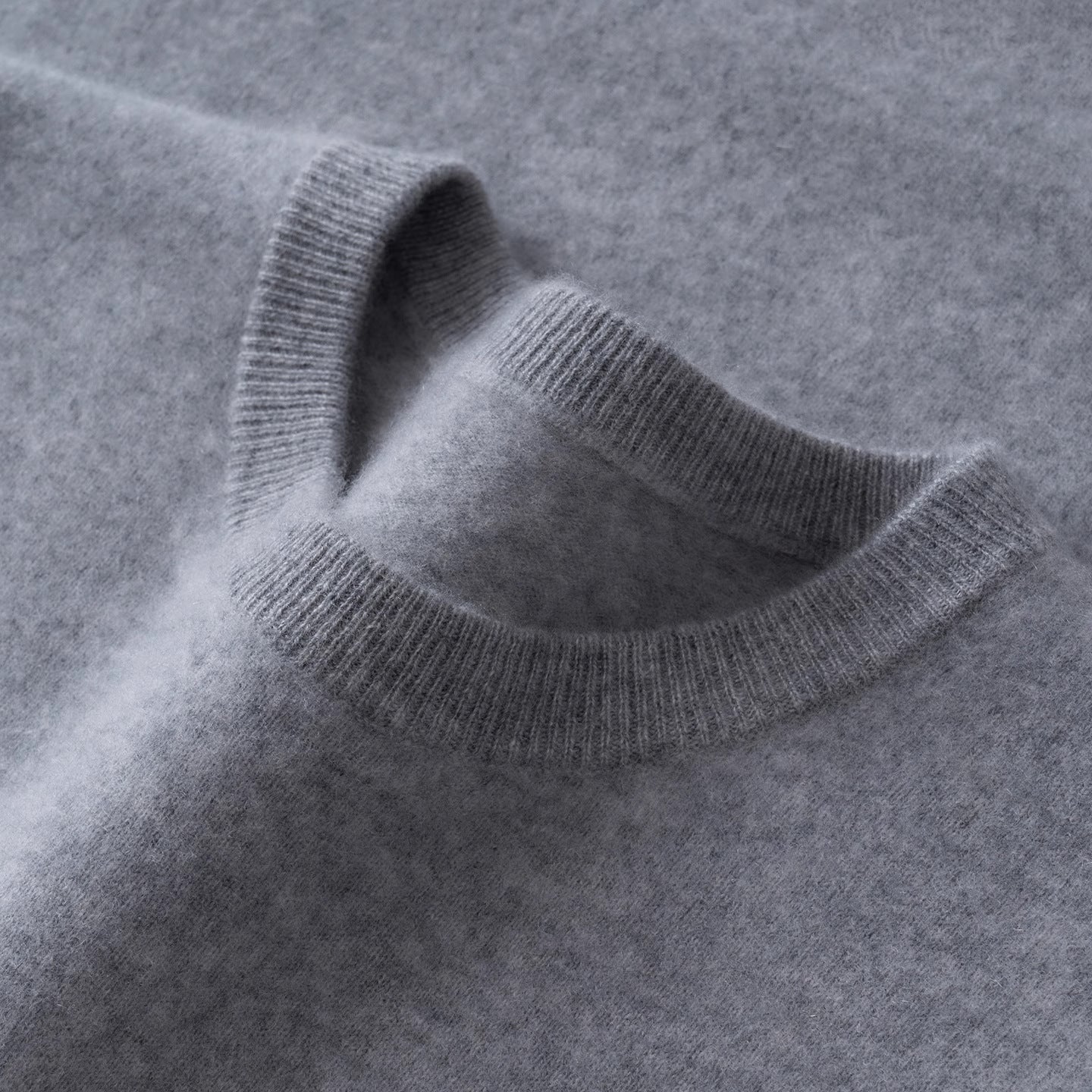 Men’s Cashmere Blend Crewneck Sweater