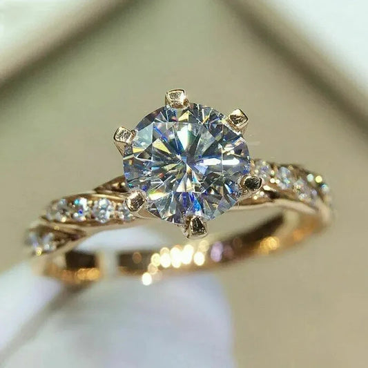 Huitan 6-claw cubic zirconia ring in gold color – luxury jewelry for women